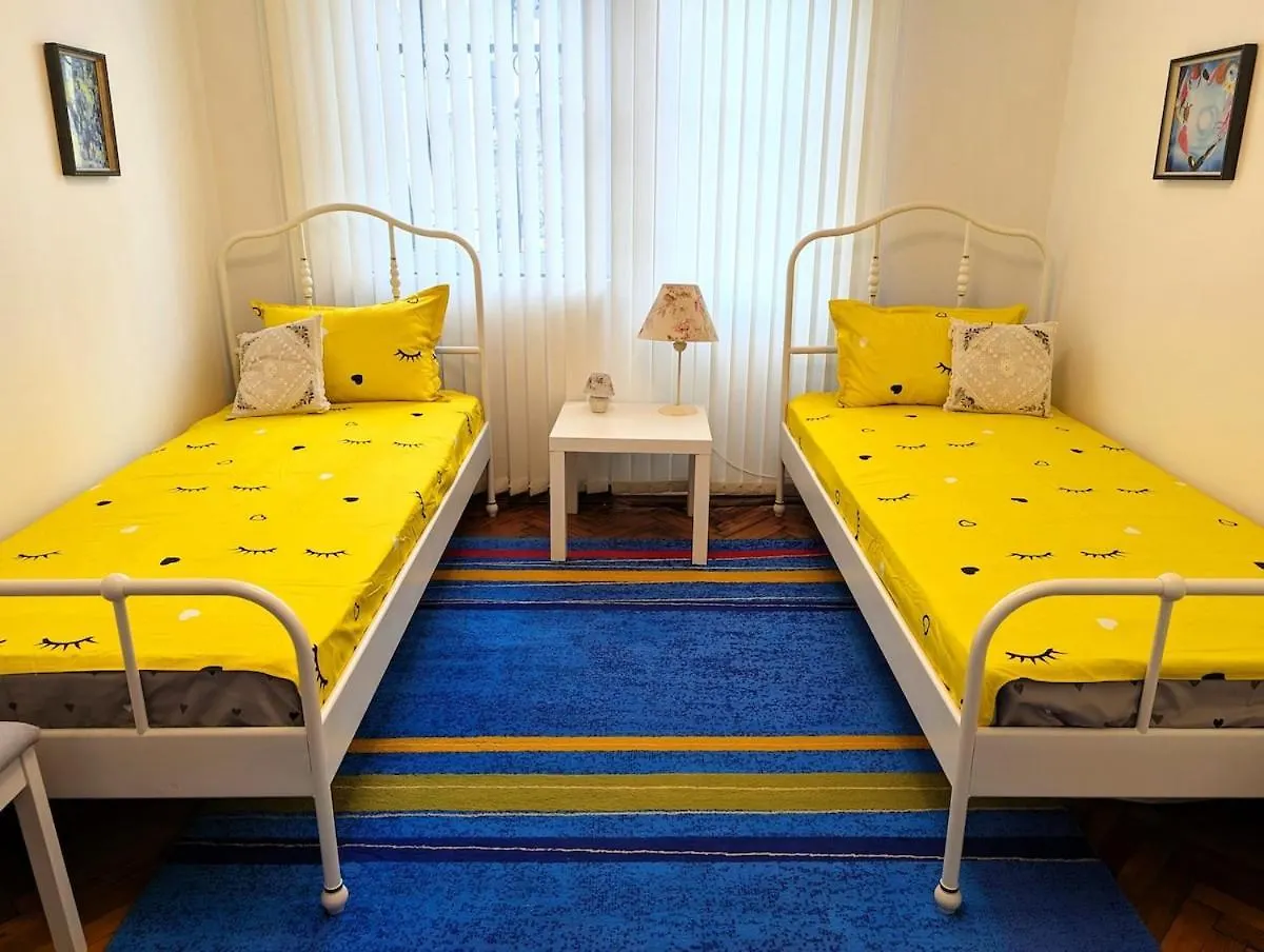 Seaside Luxury Residence فارنا