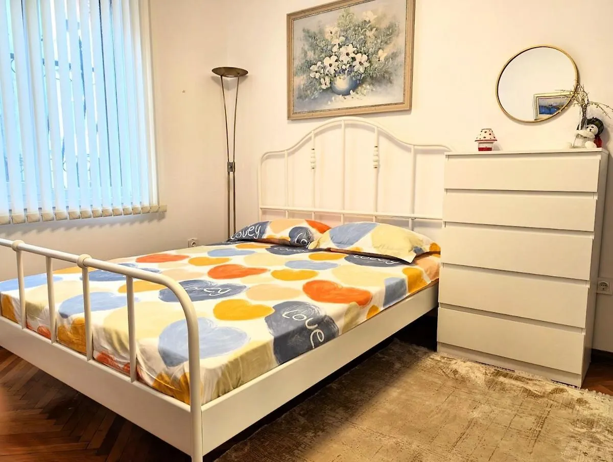 Seaside Luxury Residence فارنا شقة